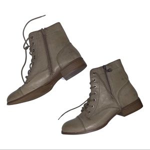 GUESS LOW HEEL BOOTIES